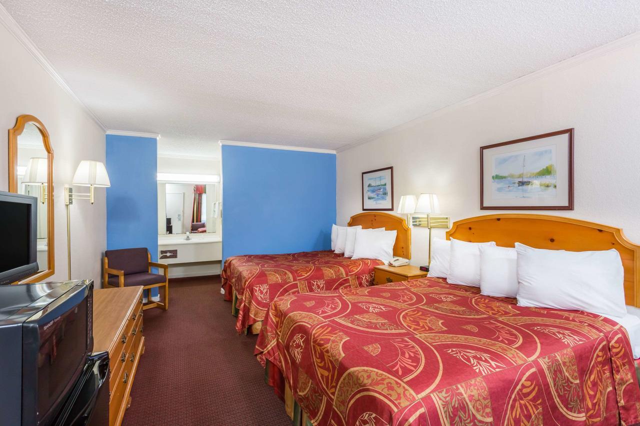 Days Inn by Wyndham Summerton Eksteriør bilde